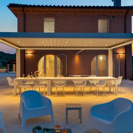 Podere Terranuova 10&2, Emma فيلة